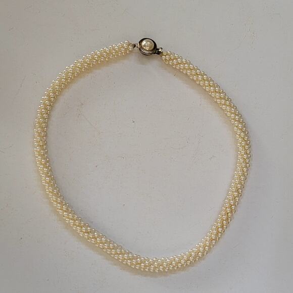 Ivory Twisted Faux Pearl Beaded Necklace Elegant Design & Classic Clasp Closure - Picture 2 of 10